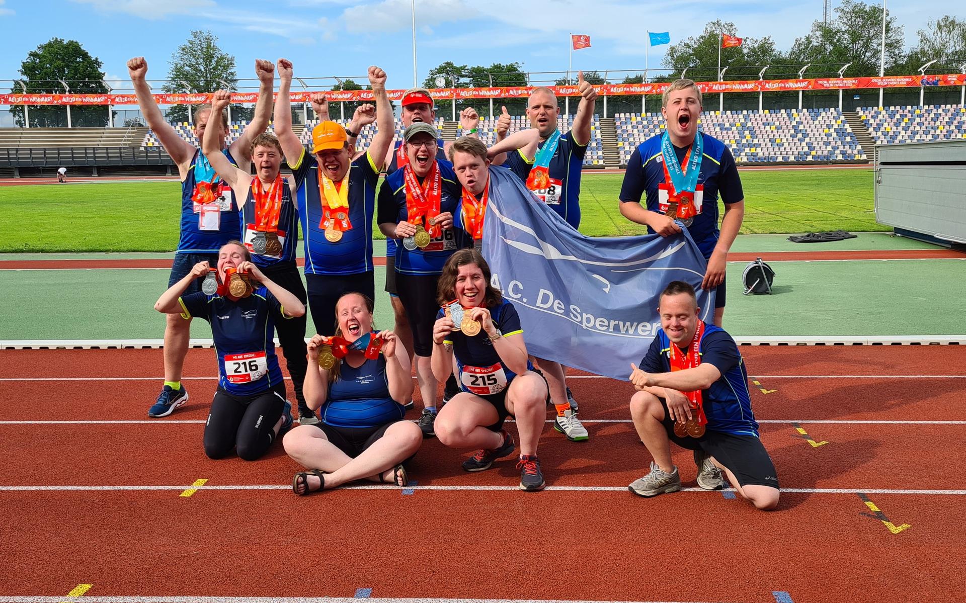 Meedoen is belangrijker dan winnen. VB-atleten van De Sperwers uit
